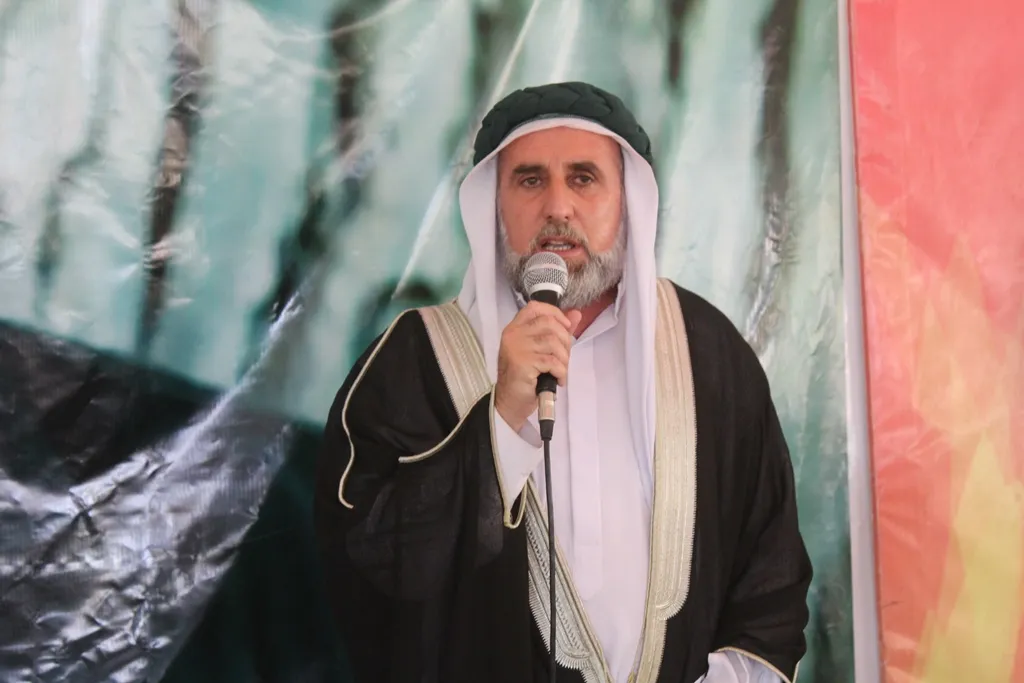 Bi hezaran şêniyên Cizîrê herikîn bin konê sersaxiyê yê şehîd Diyar Xerîb