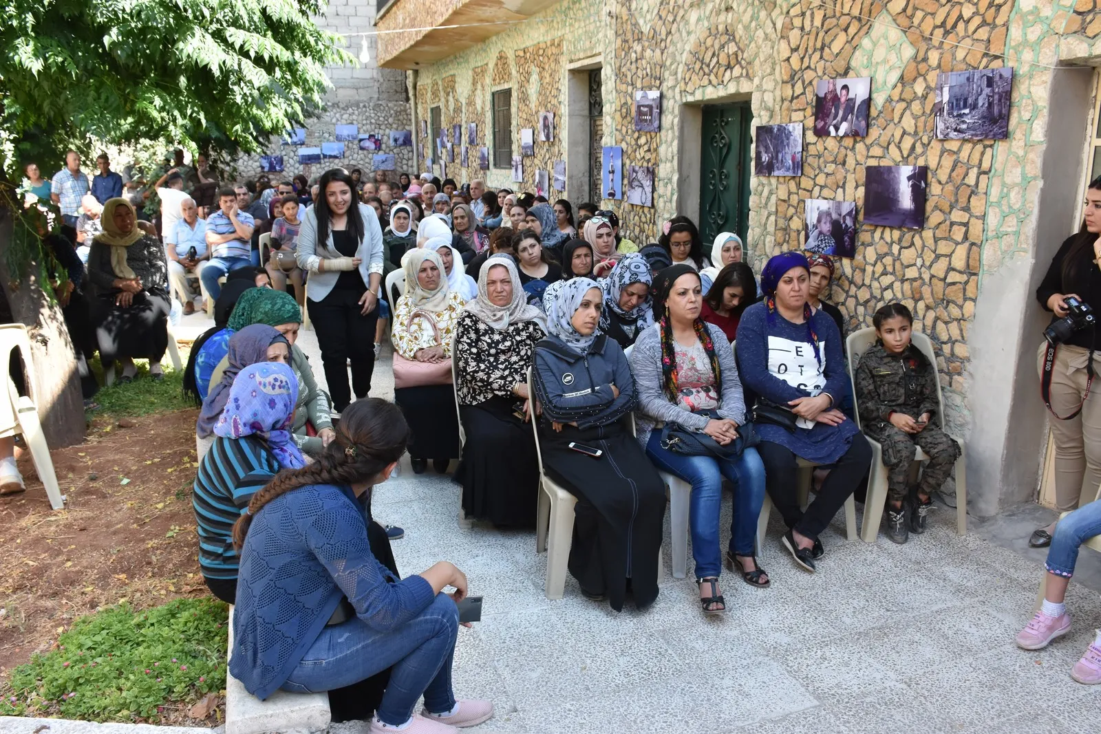 Li Helebê pêşengeha wêneyan