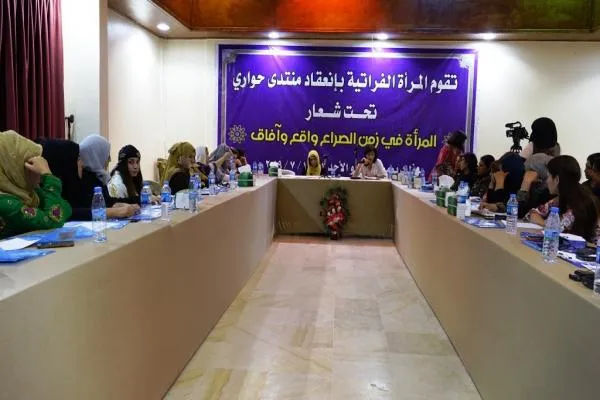 Beşdarên komxebatê berxwedana jinan nîqaş kirin