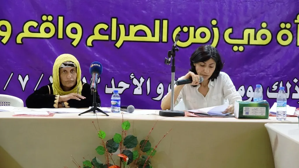 Beşdarên komxebatê berxwedana jinan nîqaş kirin