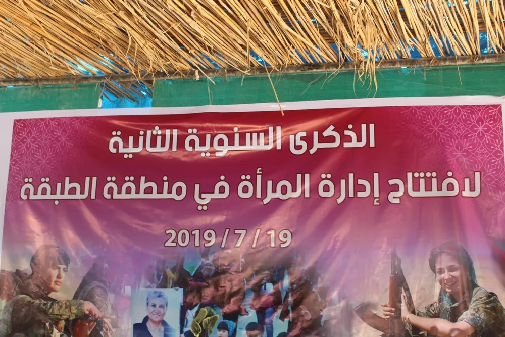 Li Tebqayê salvegra damezrandina Rêveberiya Jinan hate pîrozkirin