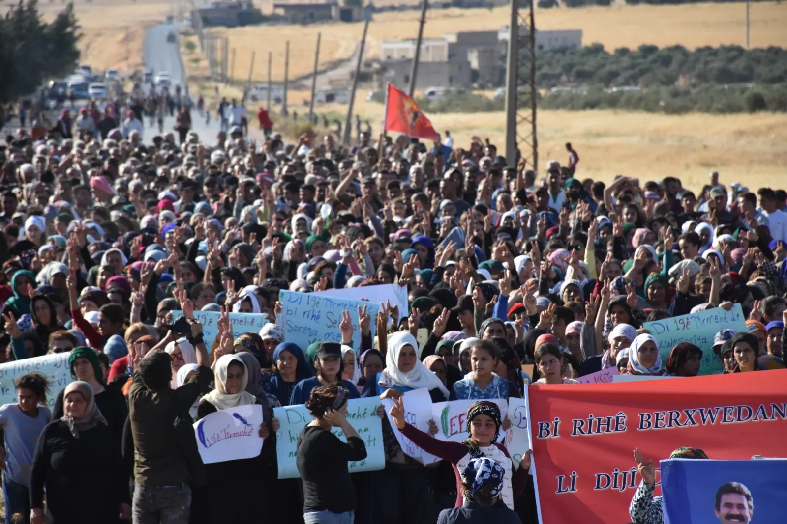 Şêniyên Efrîn û Şehbayê salvegera Şoreşa Rojava pîroz kirin