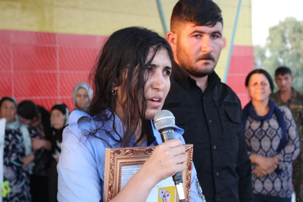 Cenazeyê şehîd Hisên bi merasîmeke girseyî hate veşartin