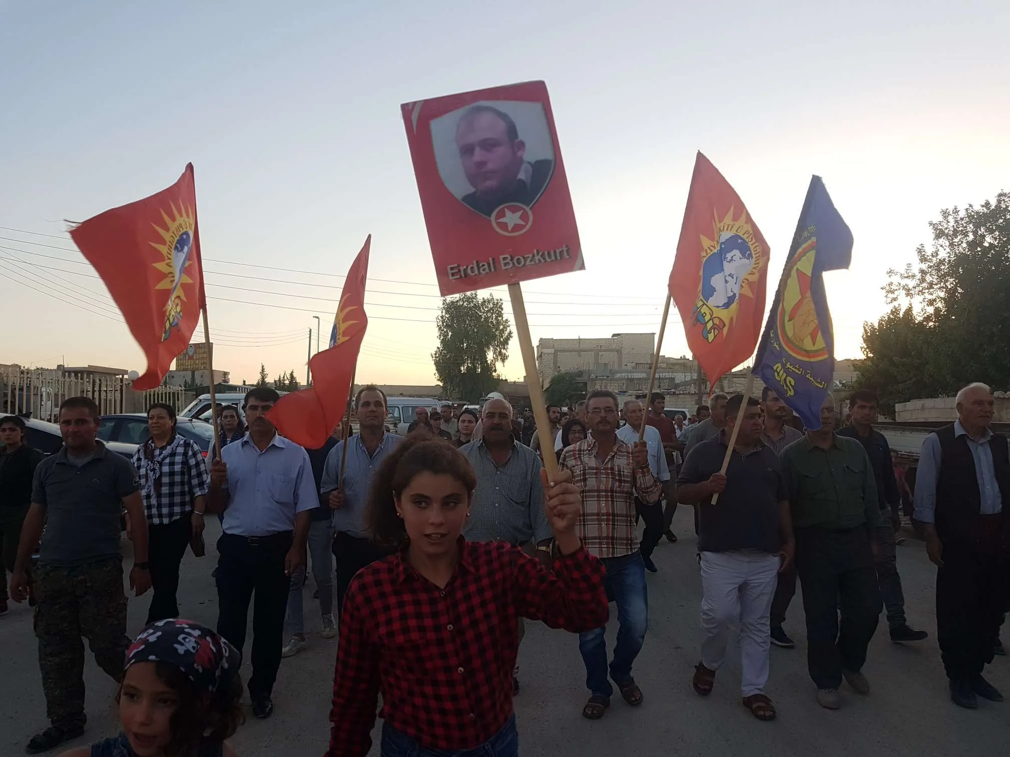 Şehîdên komkujiya Pirsûsê li Kobanê hatin bibîranîn