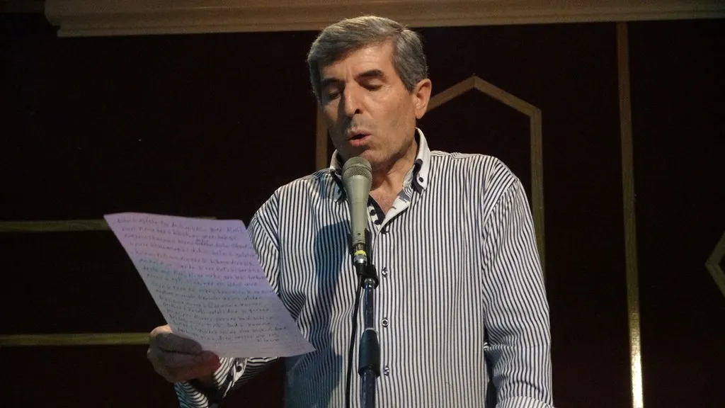 Li Dêrikê bi wesîleya 19‘ê Tîrmehê şevbêrkeke helbestan