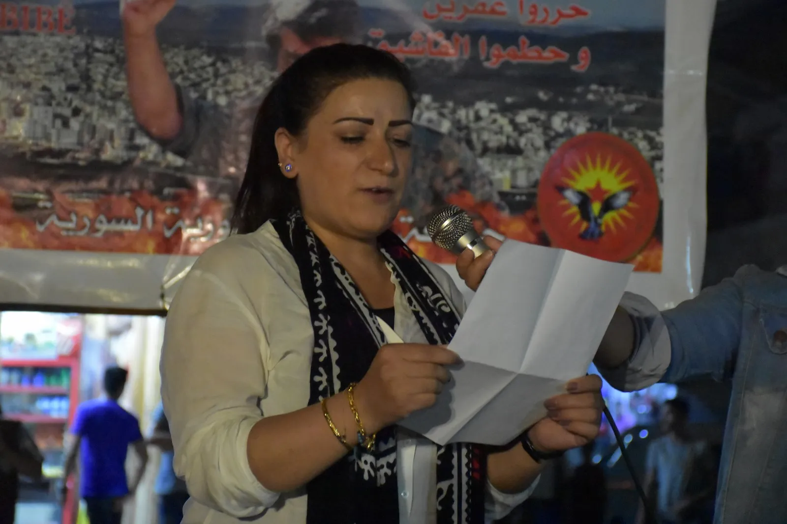 Ciwanên Helebê bi meşeke mişeleyî Şoreşa 19`ê Tîrmehê silav kirin