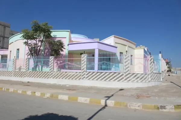 Desteya Jinan li Kobanê amadekariya vekirina dayîngeh û baxçeyê zarokan dike