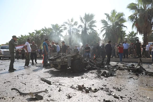 Di teqîna li Qamişloyê de endamekî Hêzên Ewlehiya Hundirîn şehîd bû