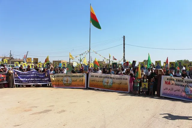 Malbatên şehîdan: Na ji gefên Tirkiyê re, em şopdarên rêya şehîdan in