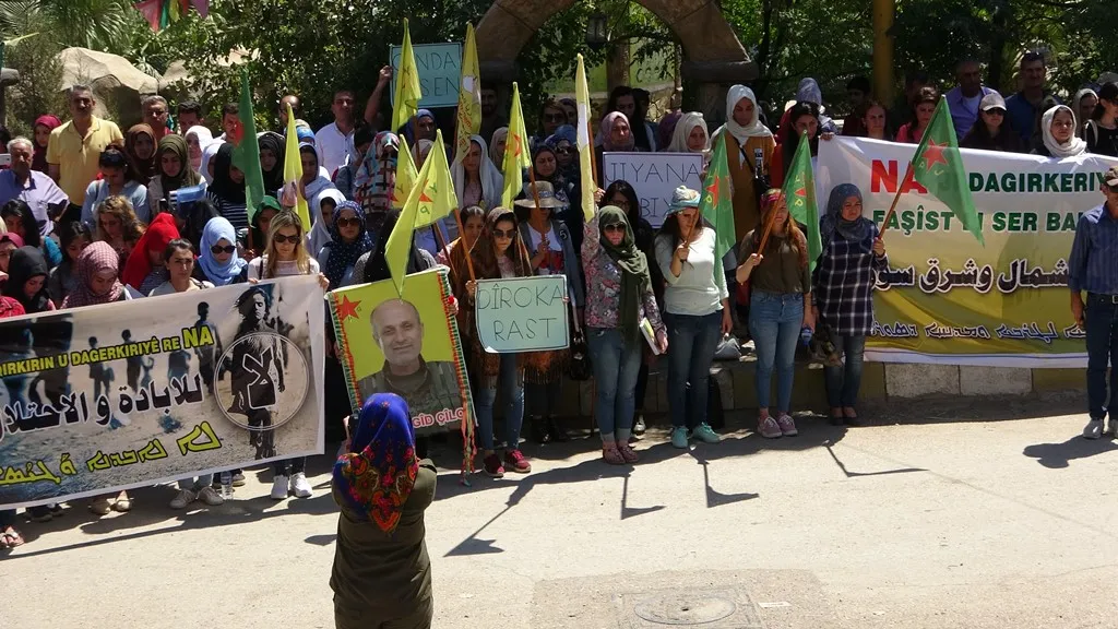 Mamosteyên Dêrikê gefên Tirkiyê şermezar kirin
