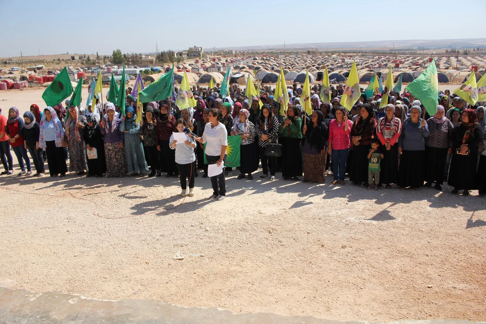 Kongreya Star: Em piştgirî didin berxwedana jinan li Bakur