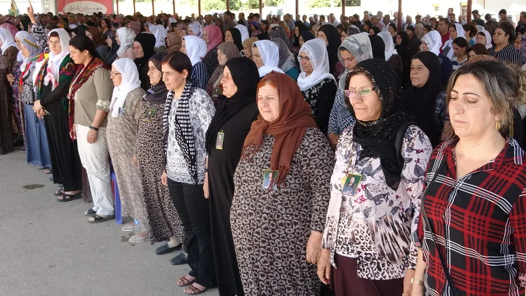 Şêniyên Dêrikê sersaxî ji malbata şehîd Emgîhan Cûdî re xwest