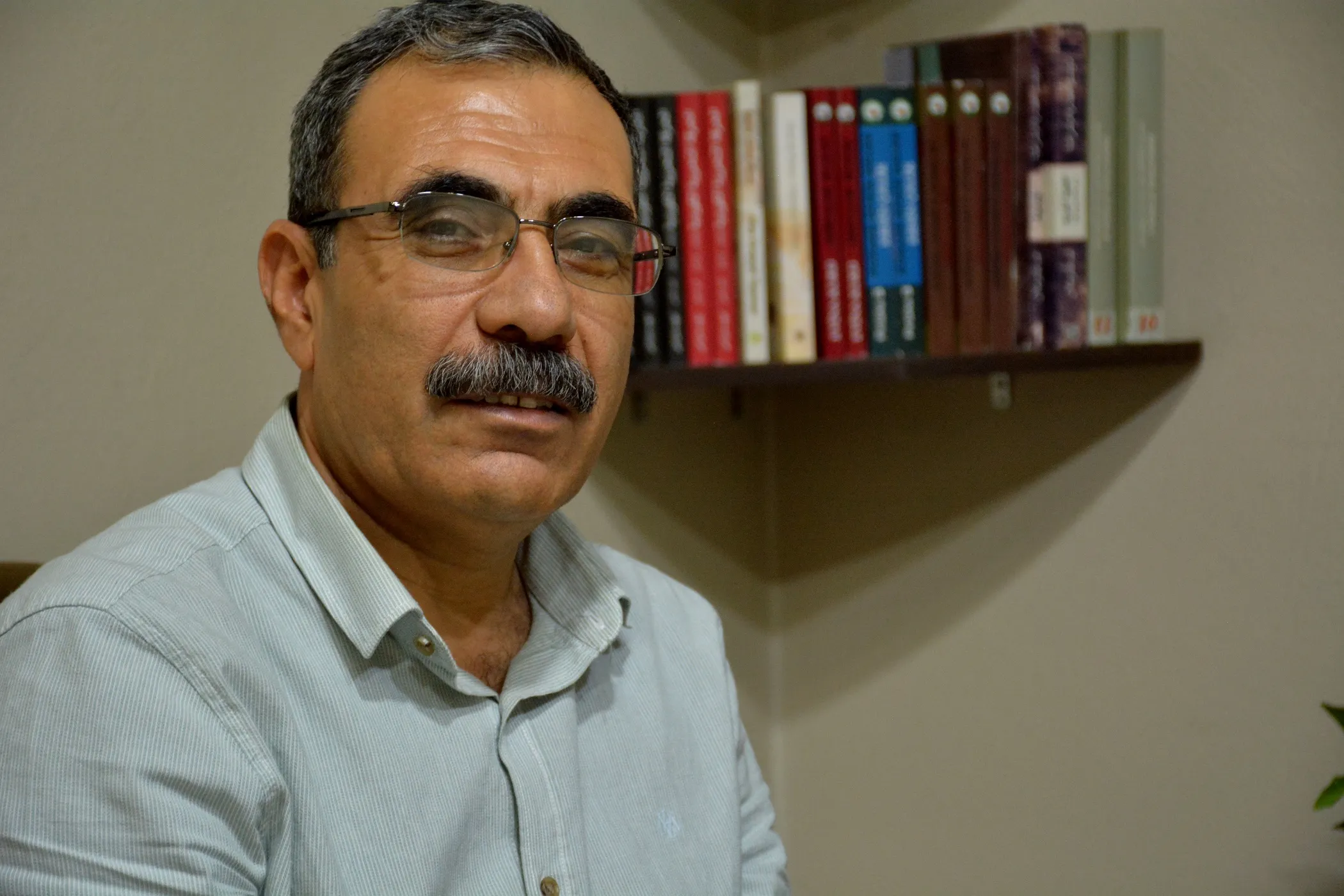 Aldar Xelîl: Divê gel tevahî enerjiya xwe li dijî gefên dagirkeriya Tirkiyê seferber bike