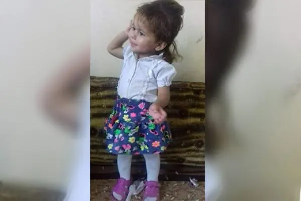 Li Qamişlo cenazeyê zarokeka ku gurçikên wê derxistîbûn, hat ditîn