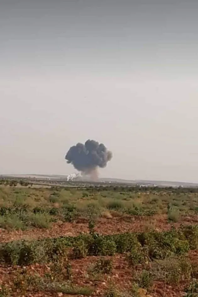 Çeteyan li Idlibê balafireke şer a rejîma Sûriyê xist xwarê