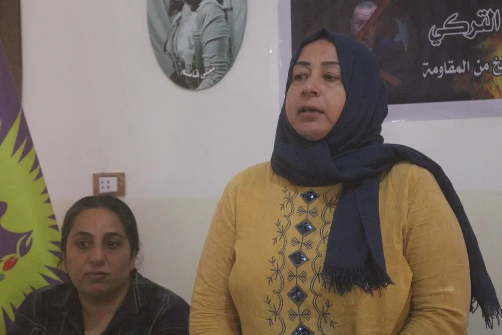 Li herêmên rizgarkirî du panelên bi navê `Şengel, dîrokek ji berxwedanê ye`