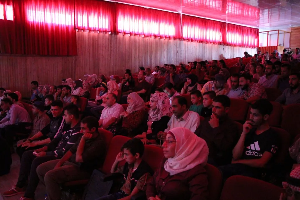 Filmê "Sêwî, lê.." li Minbicê hate pêşandan