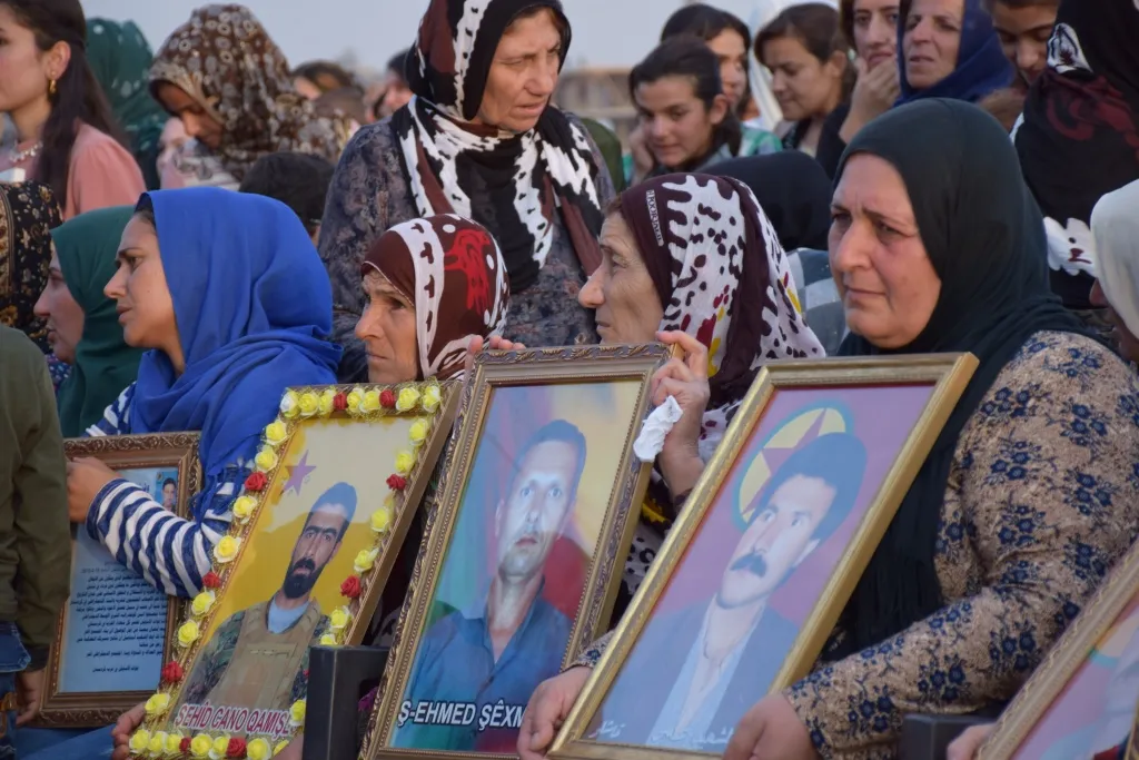 Li Qamişlo şehîdên Tebaxê hatin bi bîranîn