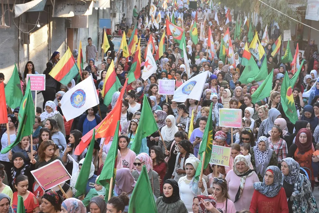 Li Şehba û Helebê bi hezaran li dijî dagirkeriya Tirk meşiyan