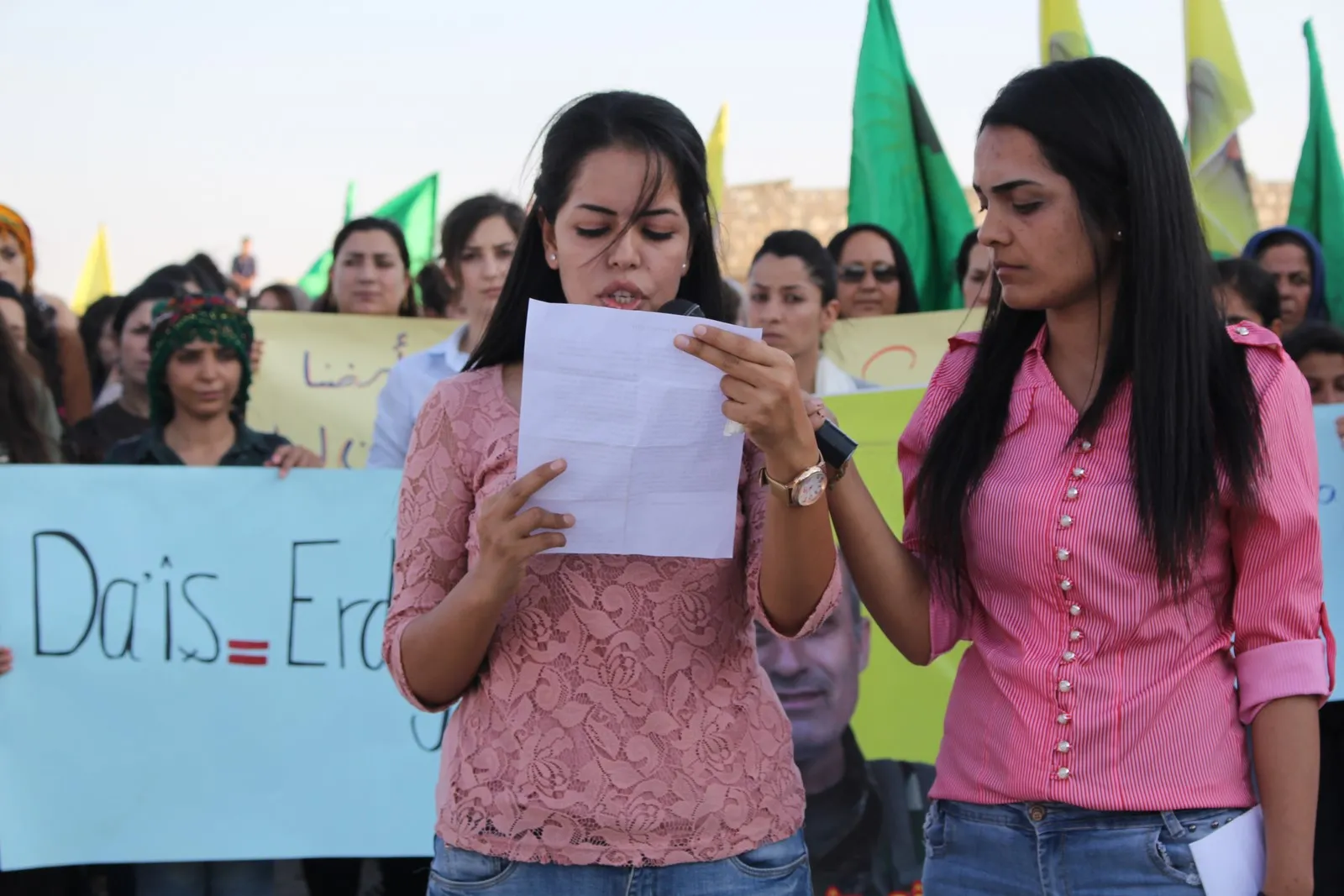 Li Şehba û Helebê bi hezaran li dijî dagirkeriya Tirk meşiyan