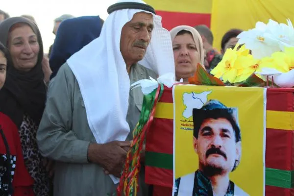 Cenazeyê şehîdê QSD‘ê Hemze li Tirbespiyê hate veşartin