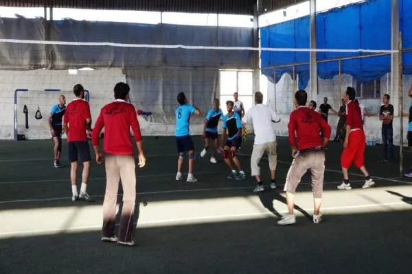 Li Reqayê turnuveya voleybal