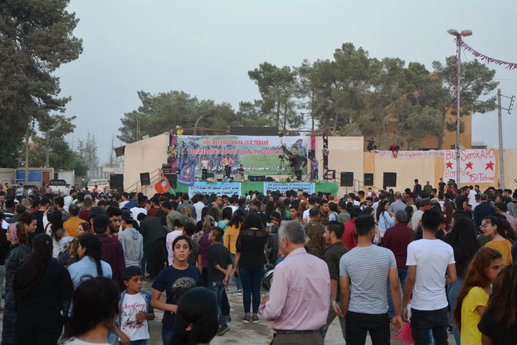 Şêniyên herêmên Bakur û Rojhilatê Sûriyê 15`ê Tebaxê pîroz kirin