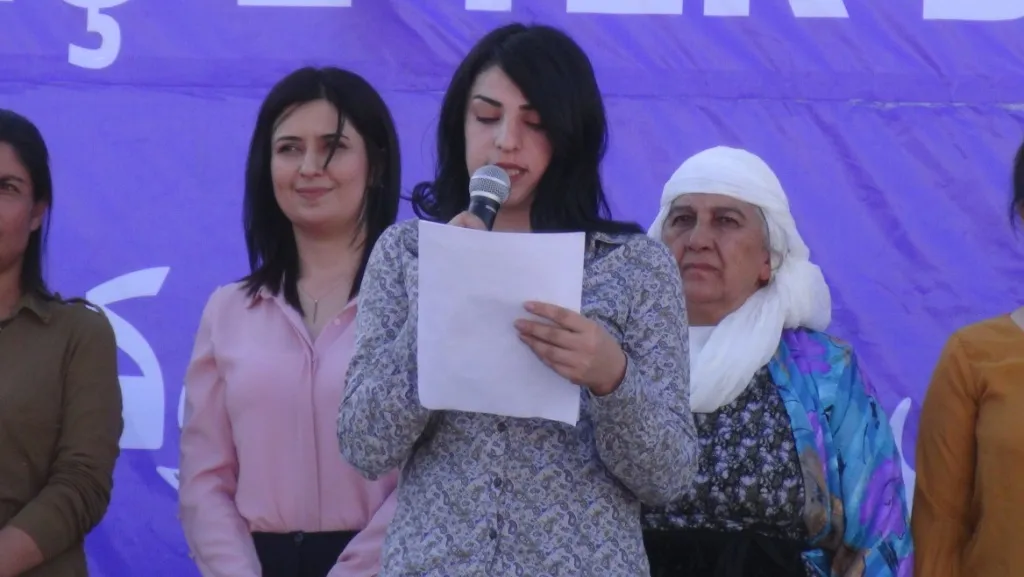 Kongreya Star li dijî gefên Tirkiyê bang li jinan kir