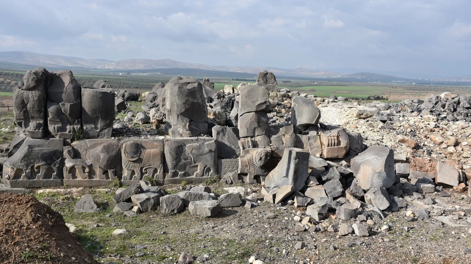 Deverên dîrokî yên Efrînê bi qirkirinê re rû bi rû mane