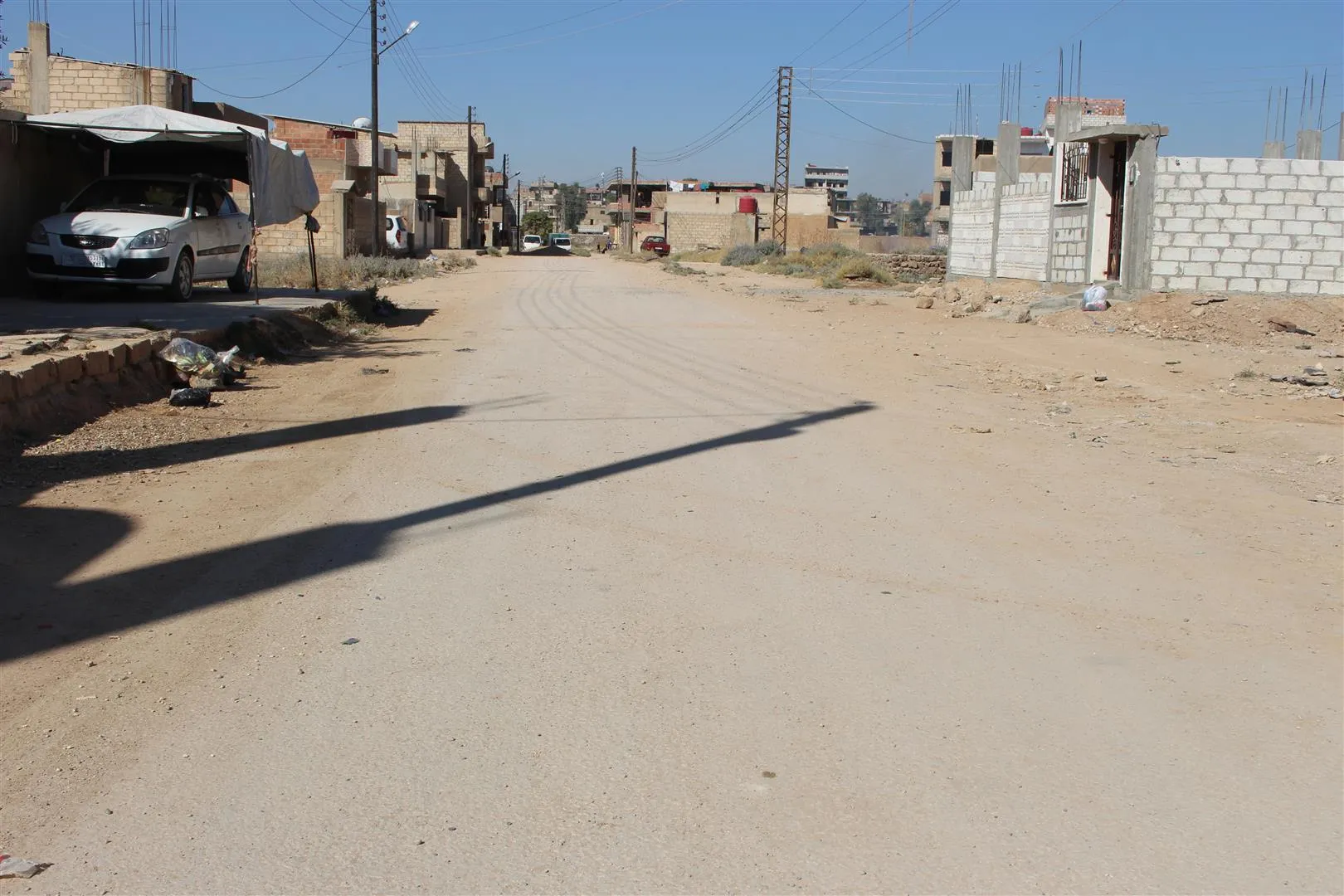 Şêniyên taxa El-Dahiyê ji şaredariyê bi gazinc in