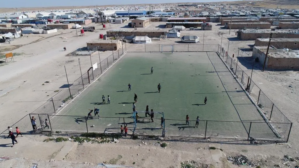Li kampa Holê hewla tinekirina fikrê DAIŞ’ê