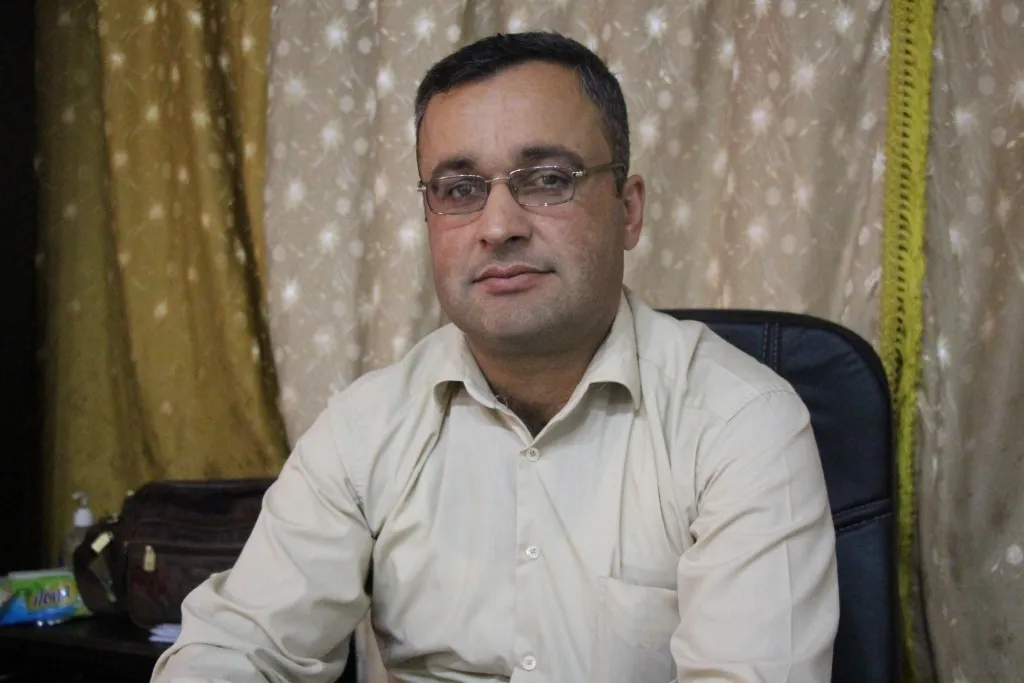 Şîrketa kehrebeya Minbicê alîkariyê dide gundewaran