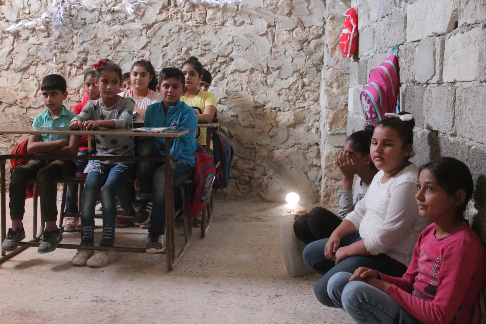 Xwendekarên Efrînê: Em di xwendinê de bi israr in