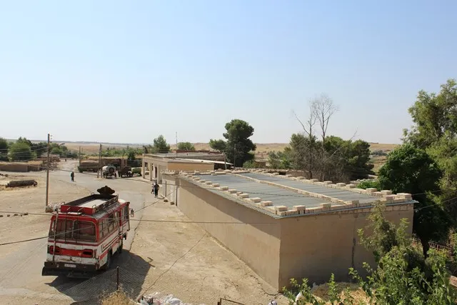 Jinên Koçeratê bi stranên gelêrî jiyana xwe wesifand