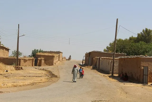 Jinên Koçeratê bi stranên gelêrî jiyana xwe wesifand