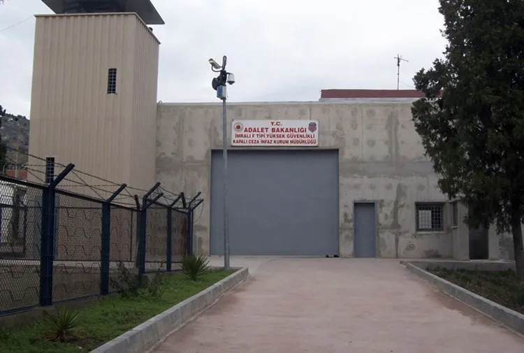 Malbat ji bo biçin Îmraliyê serlêdan kirin