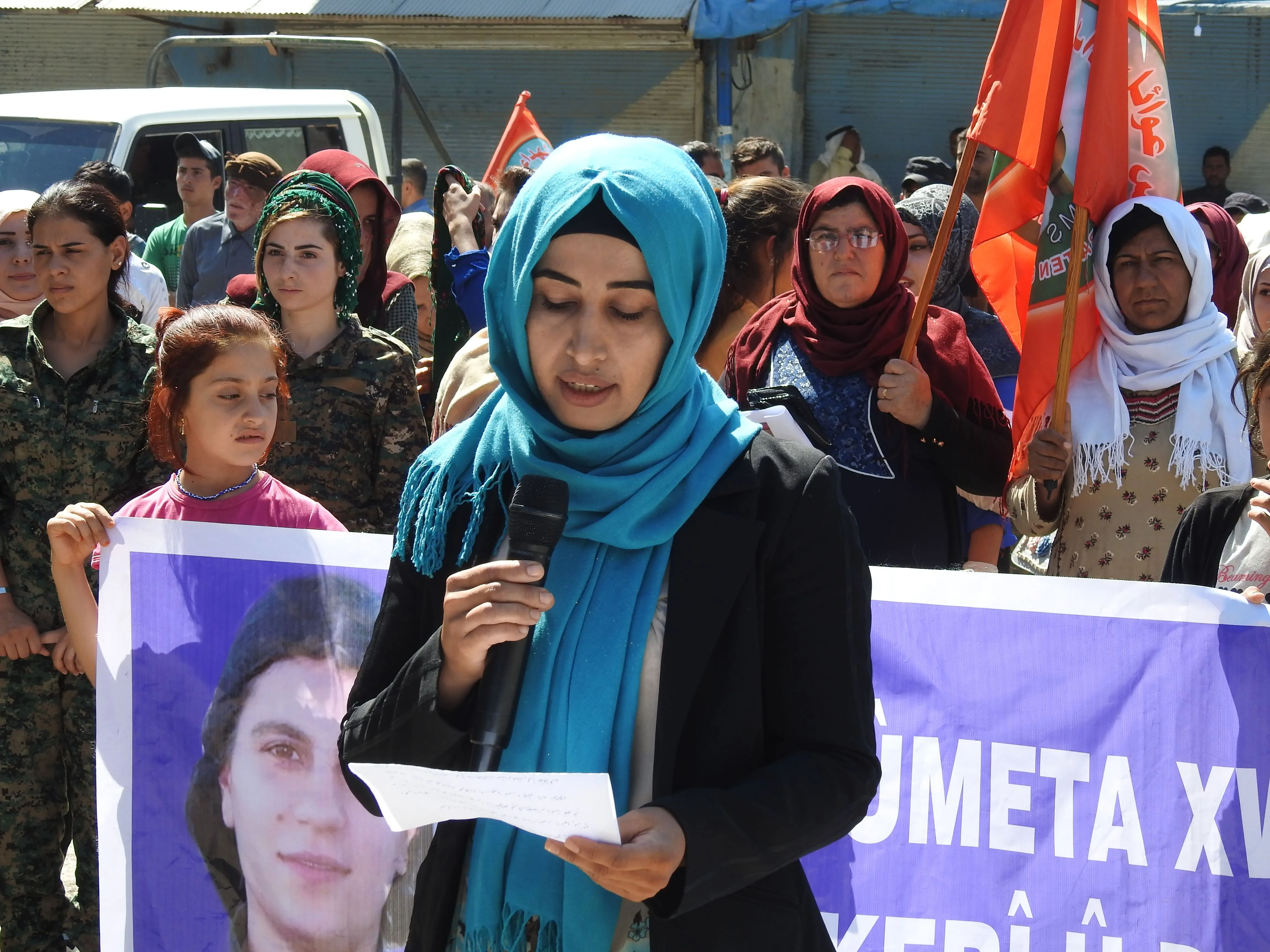 Meşeke biheybet li Girê Spî li dijî dagirkeriya Tirkiyê
