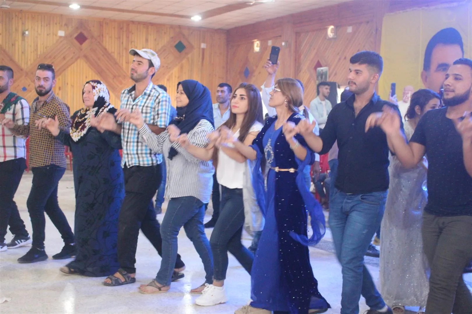 Şahoz Hesen: Bêyî itîrafkirina doza Kurd li Sûriyê, demokrasî pêk nayê