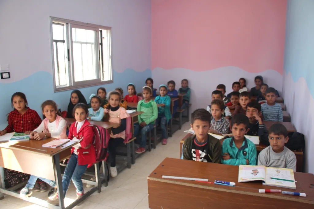 Komîteya Perwerdeyê ya Minbicê xebatên pêşxistina perwerdeyê didomîne