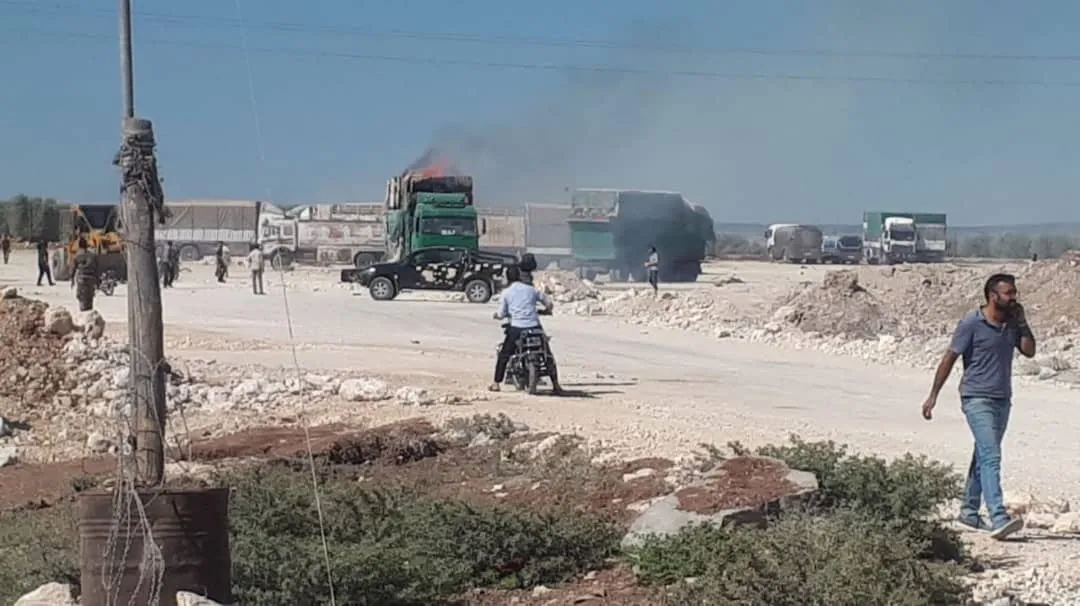 Li Ezazê tankerêke bombebarkirî hate teqandin