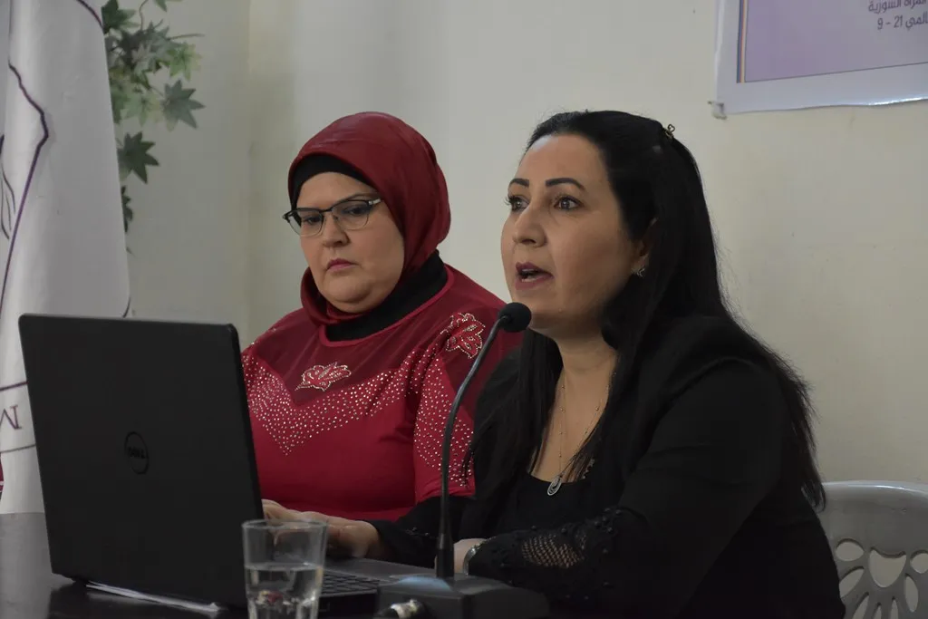 Meclisa Jinan a Sûriyê dozên tundiya li ser jinan nîqaş kirin