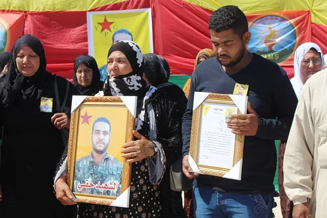 ‘Em ji bo parastina welat ji her tiştî re amadene‘