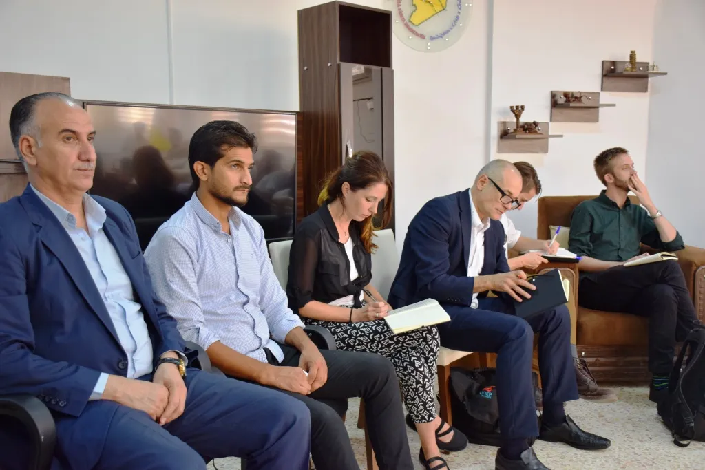Şandeyek birîtanî bi nûnerên MSD û Rêveberiya Xweser re hevdîtin kir