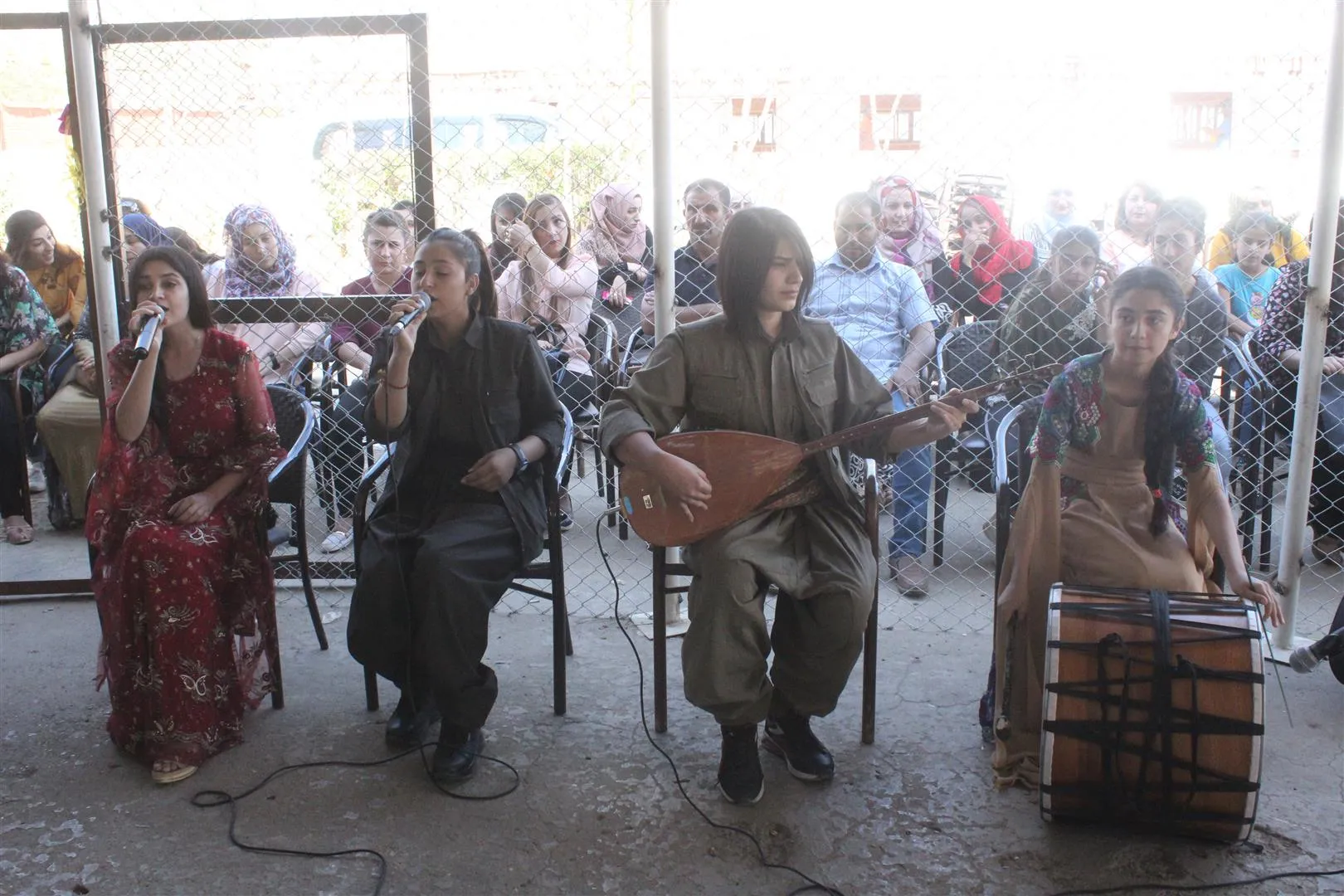 Bawernameyên zimanê kurdî li 600 mamosteyan hatin belavkirin