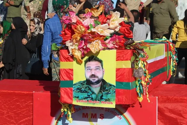 Cenazeyê şehîd Mahir li Kobanê hate veşartin