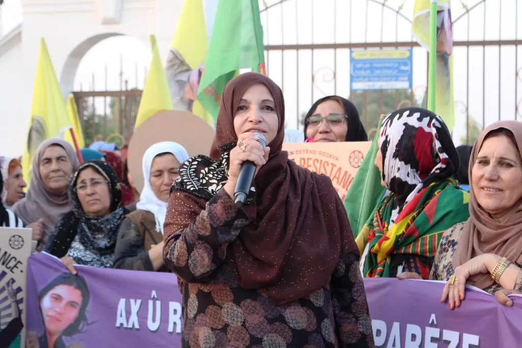 Jin li dijî dagirkeriya Tirk meşiyan