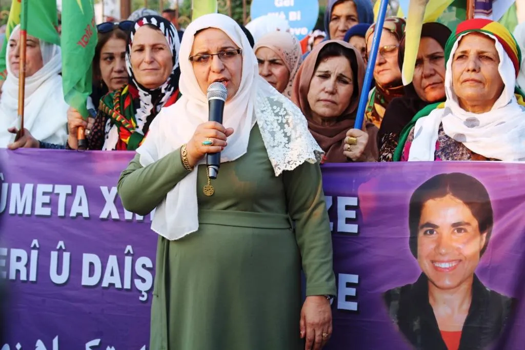 Jin li dijî dagirkeriya Tirk meşiyan