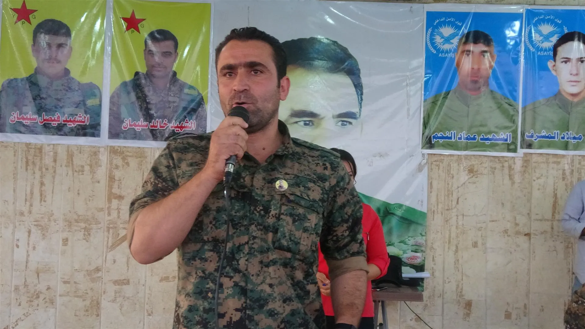Li  Hesekê cenazeyên 3 şehîdan bi merasîmekê girseyî hatin veşartin