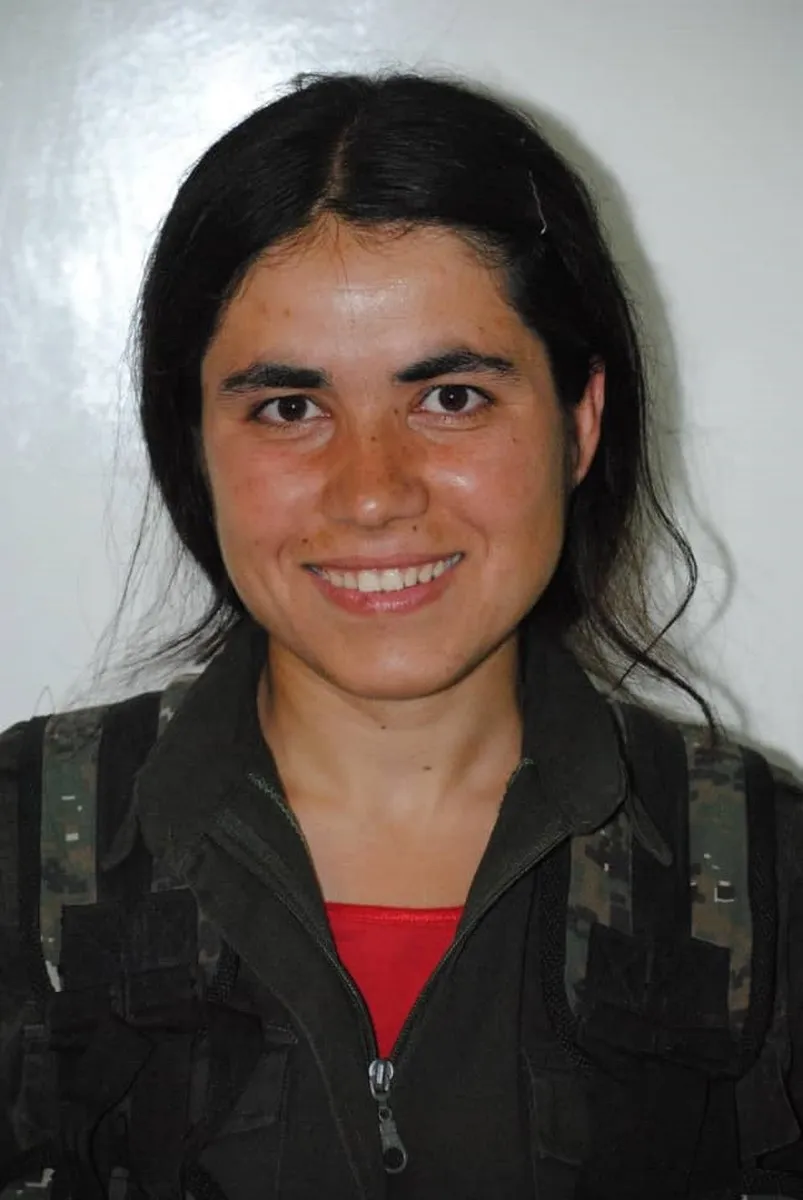 Dayika Arîn Mîrkan: Şervanên me rêça şehîdan dişopînin û dê Efrînê jî rizgar bikin