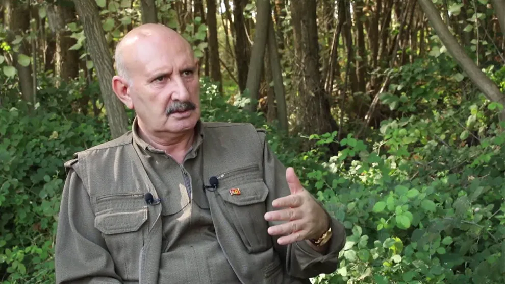 Sabrî Ok: Erdogan li ber sînorê mirinê ye û êrîş dike